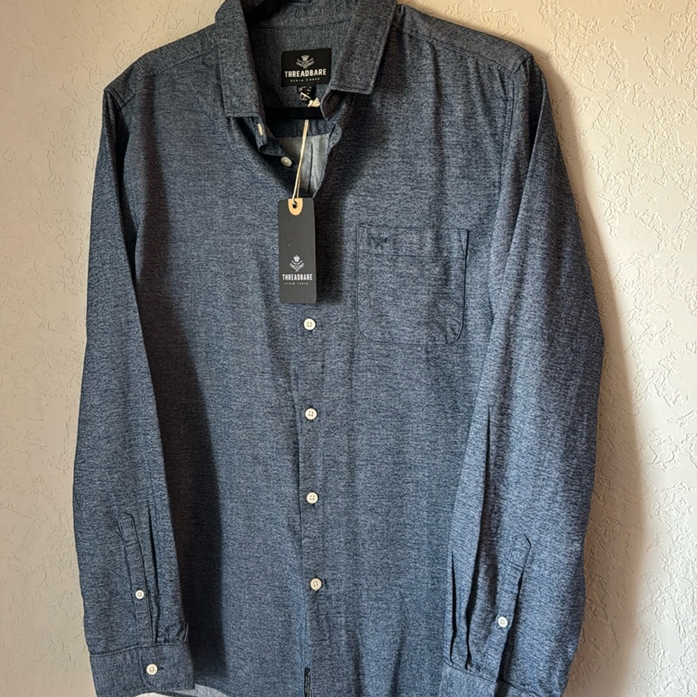 NWT Men's Soft Blue Button Down Shirt | Threadbare  | Size M | Casual